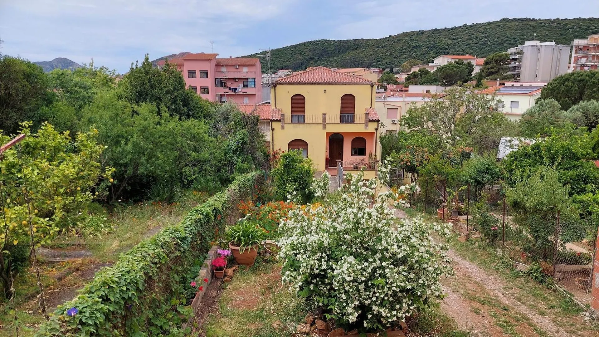 Il Filadelfo Apartment Iglesias 0*,  Italy